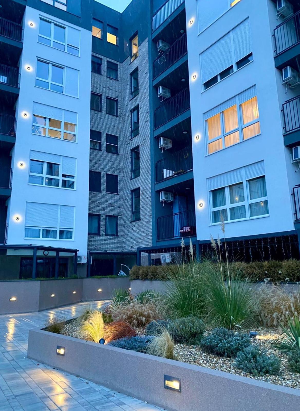 Synthesis Apartments سوبوتيتْسا المظهر الخارجي الصورة